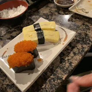 Tobiko Nigiri