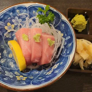 CHU-TORO Nigiri