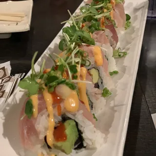 Nissan Roll