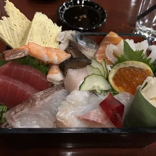 Chirashi Sushi