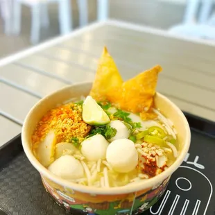 My Tom Yum looks kinda bare compared to the photos I&apos;ve seen. :(