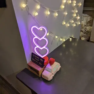 Straws are behind me.