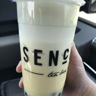 Piña colada w black pearls