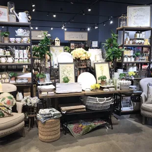 Home and Floral Department