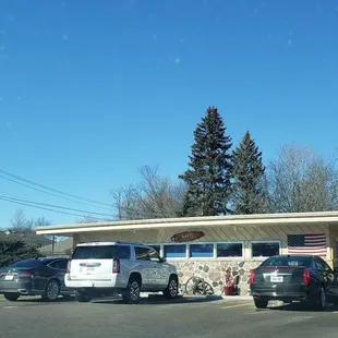 Da bar