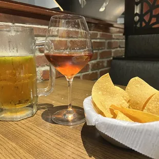 Beer, white Zinfandel