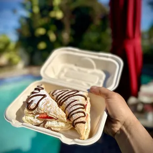 Strawberry cream pastry