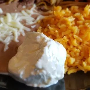 a plate of mexican food