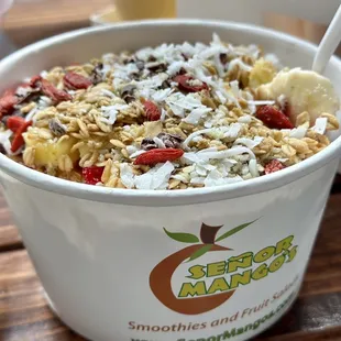 Premium bowl, half açai half pitaya