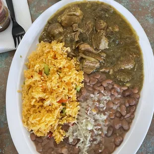 Chili verde is good to the last piece of meat. Rice bomb and beans bomb. Green chili and red are bomb. Totally recommend and will return