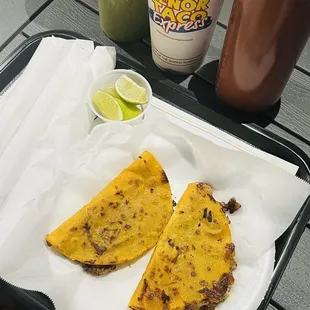 Quesa birria taco