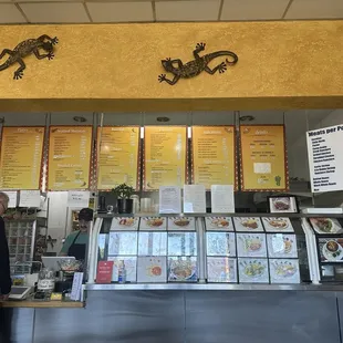Menu with photos helps first-time customers.