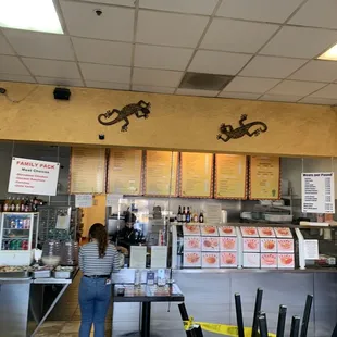 ramen and noodles, interior