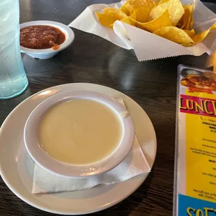 Chips and queso