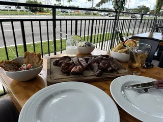 El Churrascaso Grill