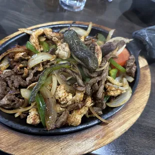 Chicken &amp; Beef Fajitas