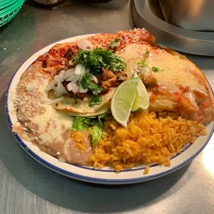 Build your own combo (Chile relleno taco ,and enchilada)