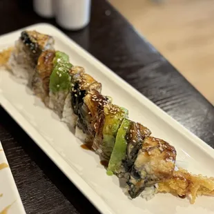 Dragon roll