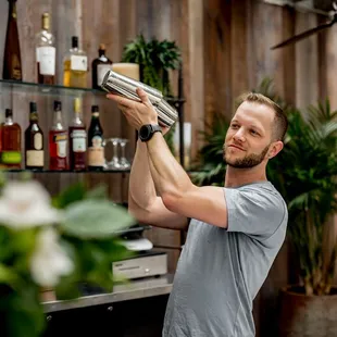 Signature and seasonal cocktails are available at Sens