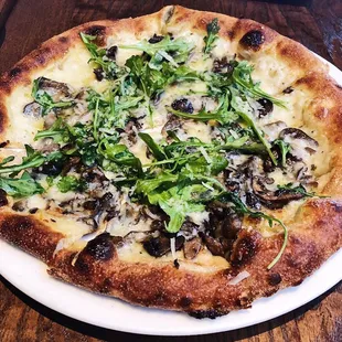 Mushroom flatbread from Sens' bar menu
