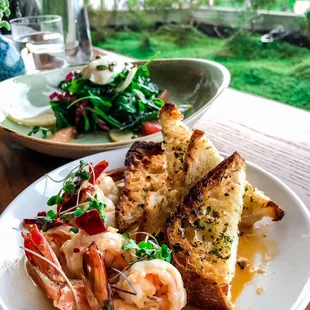 Gambas al Ajillo and Burrata salad dinner starters