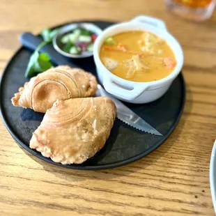 Curry Puff (veggie) - yummy.