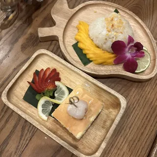 Mango & Sweet Sticky Rice