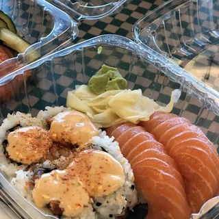 Spicy Salmon Roll