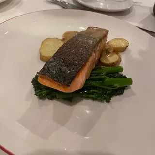 Salmone in Padella*