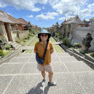 Andriyanti T.