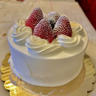 Strawberry Cake