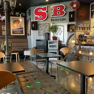 Casual nautical theme