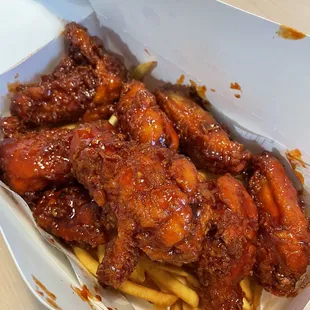 Sweet &amp; Spicy Fried Chicken Wings