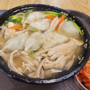 Korean Noodle Soup w/ Chicken &amp; Mandu