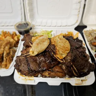 #1 combo... this plate was so huge it couldn&apos;t close.