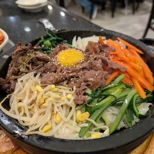 food, ramen and noodles