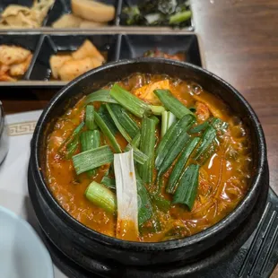 Kimchi jiggae