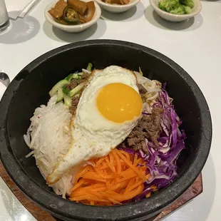 Dolsot Bibimbap