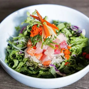 Hwe Dop Bap - Assorted sashimi w/ salad mix rice bow.