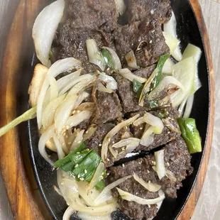 Sul Lung Tang and Bulgoki Combo Dinner