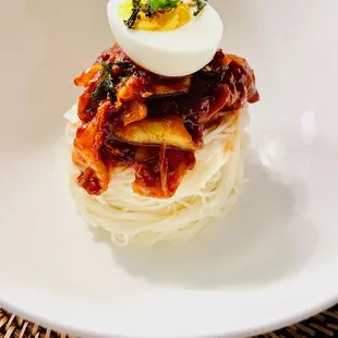 noodle soup, ramen, noodle dish, noodles, ramen and noodles, food