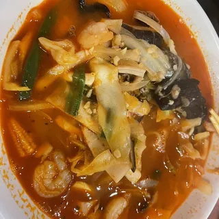 D7. Jjambong Stew