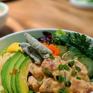 Spicy poke bowl