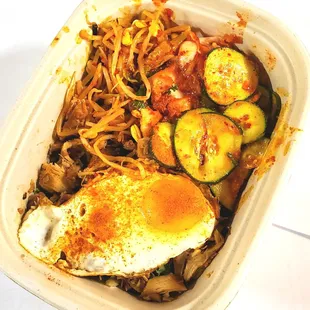 BBQ Chicken bowl on greens + fried egg add-on - yummy