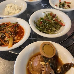 Banchan (side dishes)