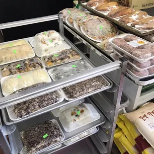Fresh rice cakes everyday.