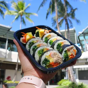 sushi, sashimi, sushi and sashimi, food