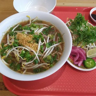 (Garlic Pho, good but very garlicky)
