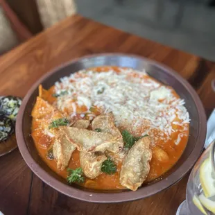 Rose rice cake &apos;Rose tteokbokki&apos;