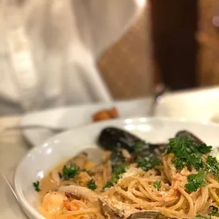 Seafood cream pasta